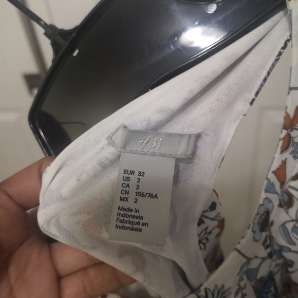 HnM floral summer chiffon dress - Picture 4 of 5